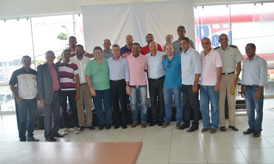 Cruz das Almas – Alex da Piatã participa de encontro do PSD e é convidado para assumir representação do Municipio na ALBA