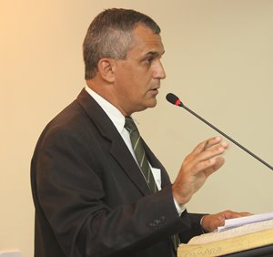 Luiz Romeu disse que a Câmara tem feito um trabalho de intermediar o diálogo entre Sindicato e Prefeitura.