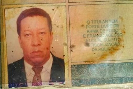Delegado é morto a tiros na porta de condomínio