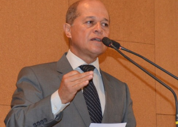 Joseildo critica impeachment e diz que Câmara protagonizou ópera-bufa