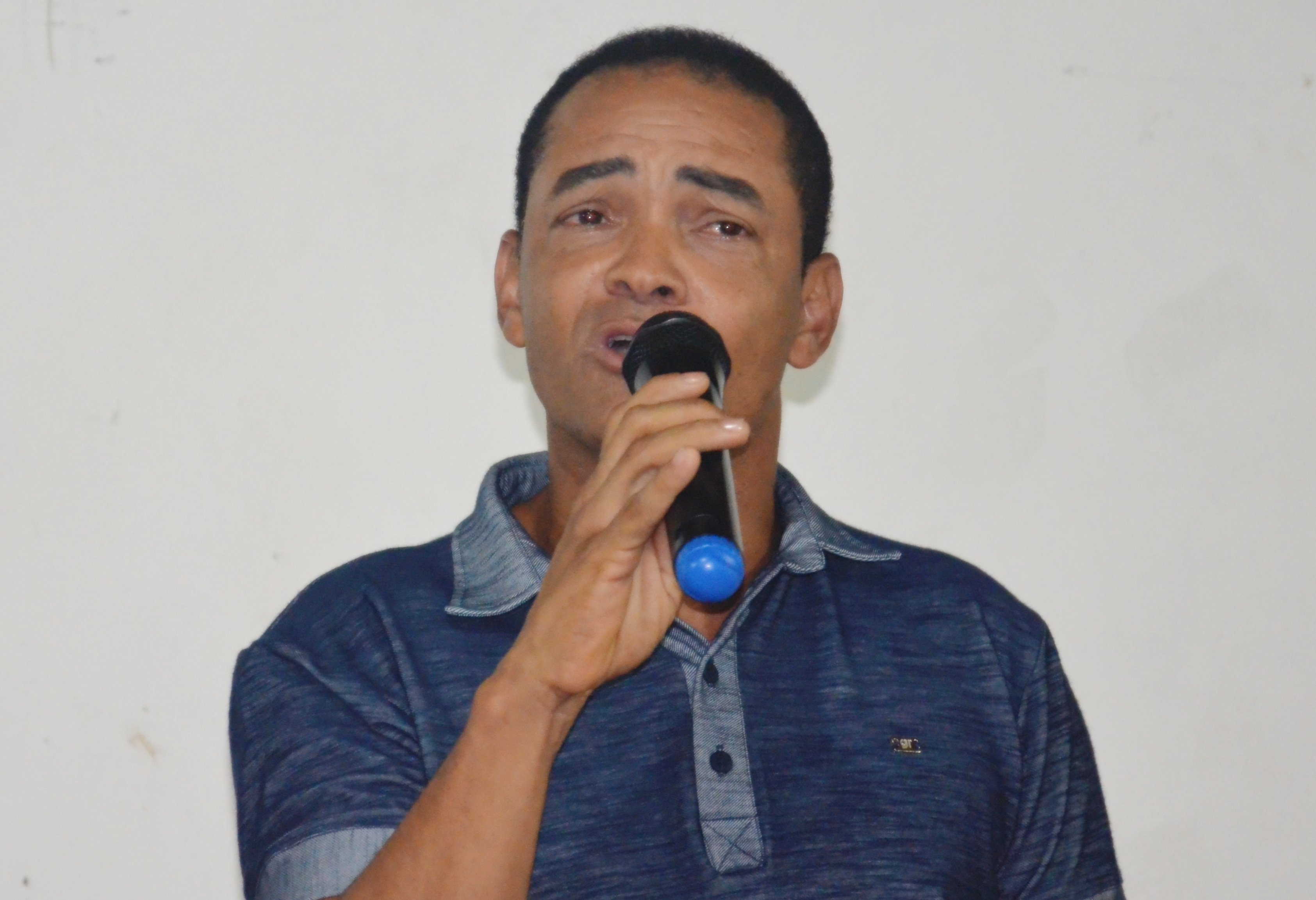 Doze partidos políticos se juntam e lançam uma professora pré-candidata a prefeita em Itaparica