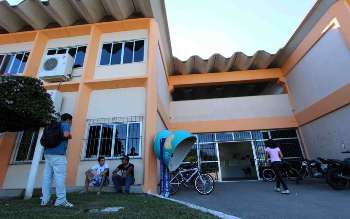 Estudante de medicina é condenada a prisão por fraude em cotas