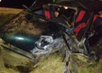 Acidente envolvendo Palio e Uno deixa três feridos na BA 120