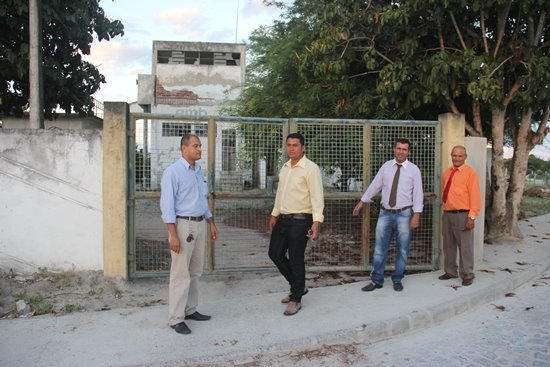 Vereadores de Nordestina reclamam de irregularidade no abastecimento d’água pedem reabertura do único banco da cidade