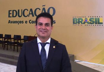 Engenheiro Agrônomo de profissão, Salles comemora avanços na Educação