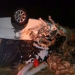 Batida entre carro e carreta deixa um morto e bloqueia trânsito na BR-242