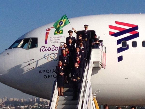 Chama Olímpica chega ao Brasil; siga o caminho da tocha