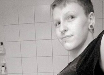 Jovem descobre gravidez dois meses após inciar tratamento para mudança de sexo