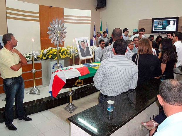 Sepultado corpo do ex-prefeito de Itaberaba, vítima de acidente de carro