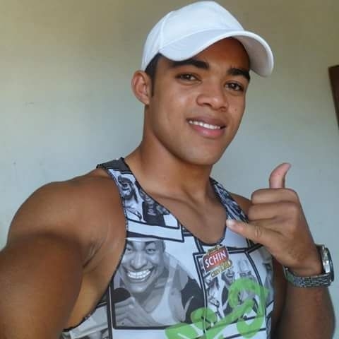 Feira de Santana: jovem morre no dia do aniversário, após sofrer acidente de moto