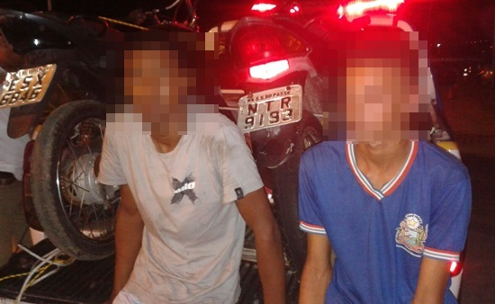 Ousadia: dois adolescentes furtam motos no pátio da PRE de Coité