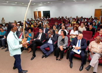 Racismo institucional é discutido em seminário no CAB