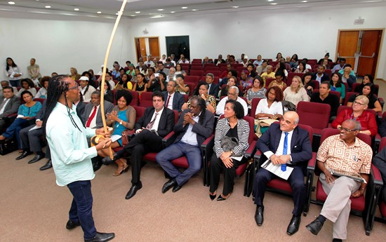 Racismo institucional é discutido em seminário no CAB