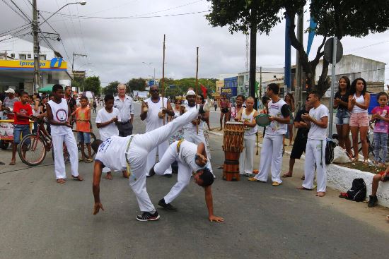 Simbolo maior da Bahia recepciona o maior simbolo dos jogos olímpicos