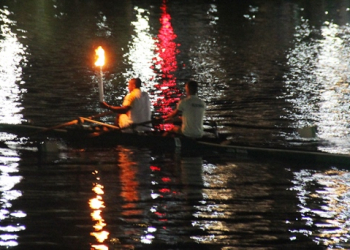 Dique do Tororó e Farol da Barra foram destaques da terceira etapa da tocha olímpica em Salvador