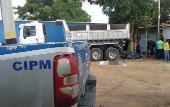 Pintor é morto a tiros ao retornar do horário de almoço em Feira de Santana