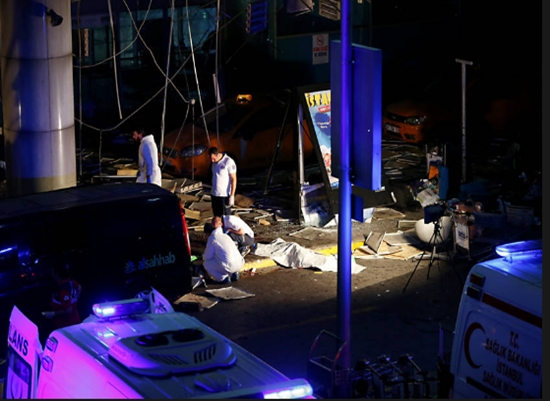 Atentado com bombas deixa ao menos 41 mortos no aeroporto de Istambul