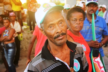 Grito da Terra Bahia – Mais uma vez os trabalhadores rurais saem frustrados por não serem recebidos pelo governador