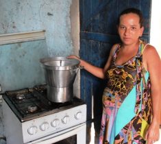 Cuscuz é o principal alimento da manhã e noite, variando com batata e aipim