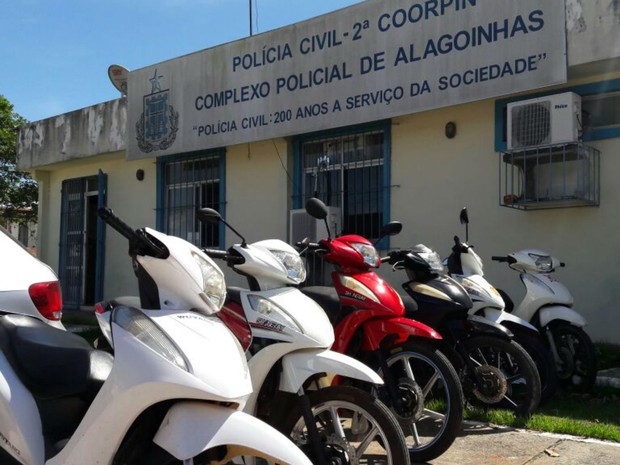 Casal é preso após criar perfil em rede social para vender moto roubada