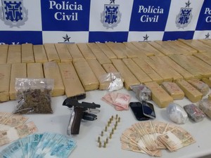 Polícia prende três e apreende 80kg de maconha em Vitória da Conquista