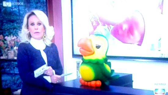 Louro José sugere nome do 13º filho de Chitão e Juci