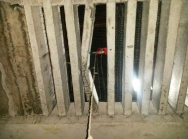 Brumado: Presos entortam viga de cela e fogem de delegacia