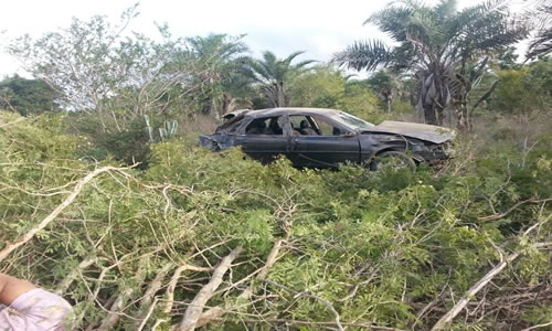 Um morto e dois feridos em acidente; vítimas participaram de festa em Gavião