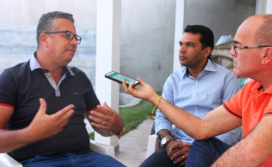 Ari do Almerindo afirma que não há impedimento de sua candidatura a prefeito e Junior da Darc se apresenta como nova opção