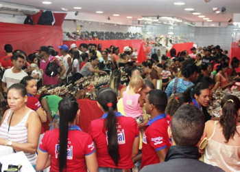 Coité – Começou o Liquida Real; são mais de um mil pares de calçados de grandes marcas com descontos de 20 a 70%