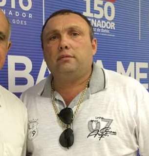 Ex-prefeito é morto à tiros em frente ao mercado municipal na cidade de Pedro Alexandre