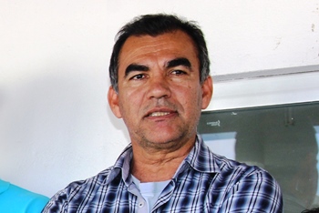 Assis lamentou ter que pagar multa simplesmente por não conseguir diminuir a despesa com pessoal