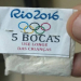 Traficantes do Rio de Janeiro vendem cocaína com logotipo da Olimpíada