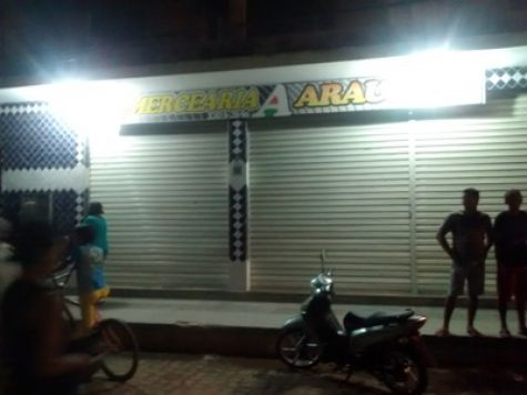 Dois homens assassinados dentro de Mercearia no Centro de Jeremoabo