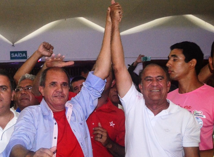 Convenção em Serrinha homologa candidatura da chapa governista Ferreirinha e Paulo Bahia