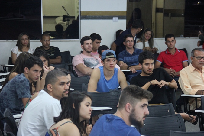 O curso começa com um bom número de alunos matriculados | foto: Raimundo Mascarenhas