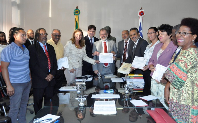 ALBA vive momento histórico com a Assinatura da Notificação do Tombamento dos documentos da Revolta dos Búzios