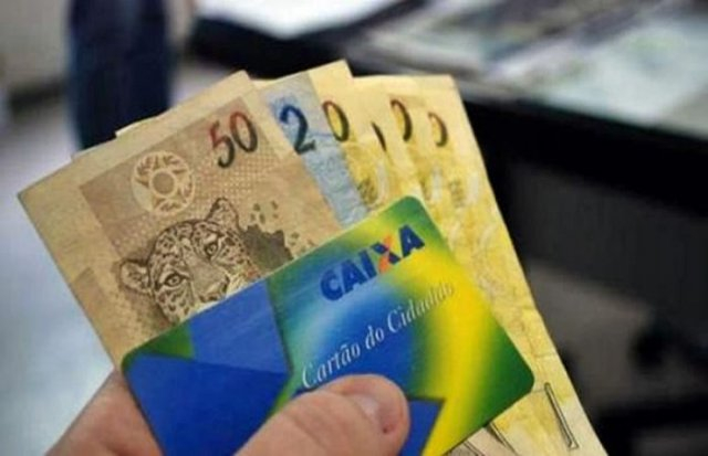 Trabalhadores têm até hoje para sacar abono do PIS-Pasep