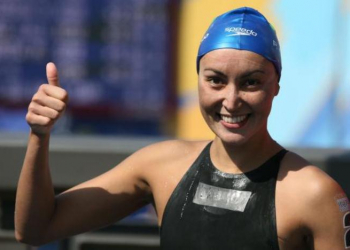 Poliana ganha bronze na maratona aquática; 1ª medalha de uma nadadora do Brasil