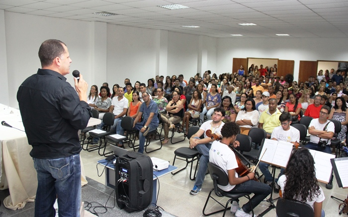 Coité – Aula Magna abre Semestre Letivo da FARESI com grande presença de público
