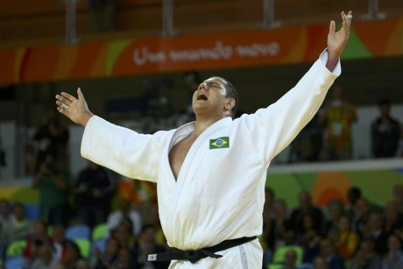 Rafael Silva é bronze no judô; Brasil ganha a terceira medalha na modalidade