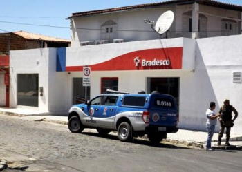 Alivio: bandidos liberam familiares do gerente do Bradesco de Monte Santo