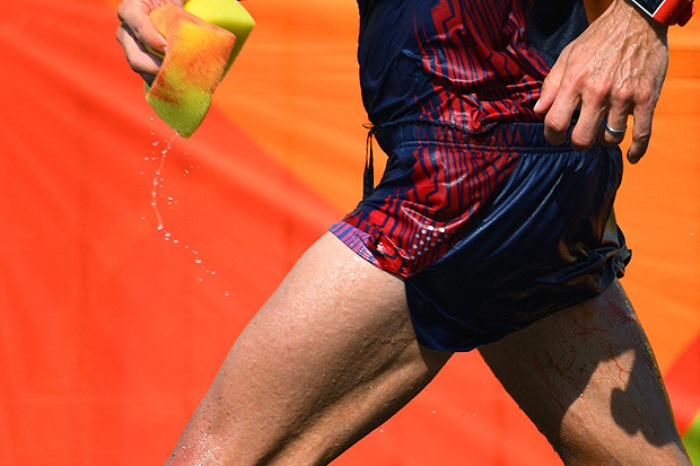 Atleta da marcha atlética tem dor de barriga e faz cocô durante prova na Olimpíada