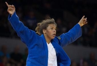 Rafaela Silva brilha na final do judô e conquista primeiro ouro brasileiro do Rio-2016
