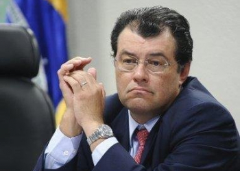 Ex-ministros de Dilma aderem ao impeachment e alegam fidelidade ao partido