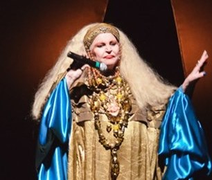 Morre no Rio de Janeiro atriz Elke Maravilha aos 71 anos