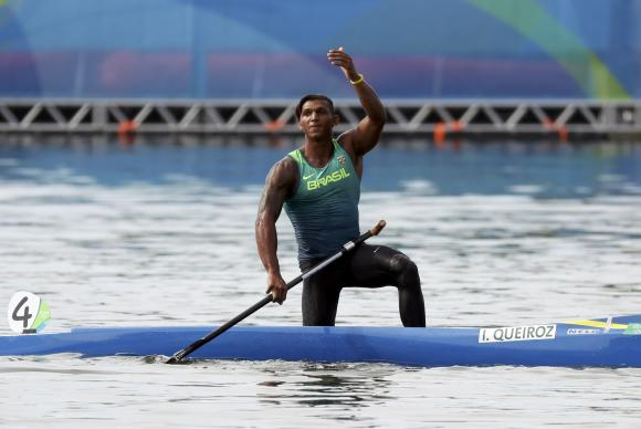 Baiano conquista medalha de bronze na prova de 200m da canoagem de velocidade
