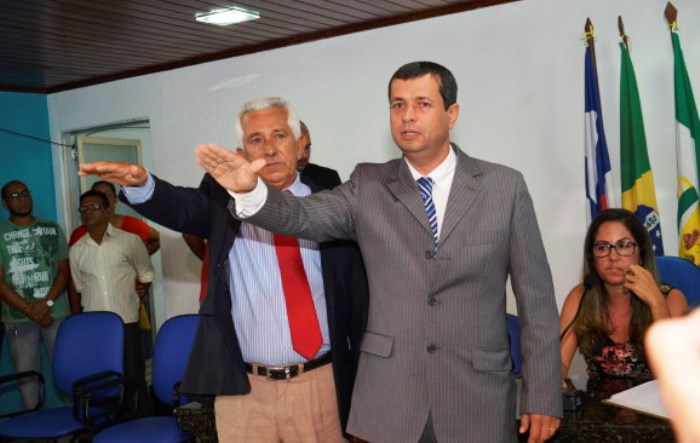 Ipirá – Câmara elege prefeito e vice para gerir o município nos próximos 140 dias