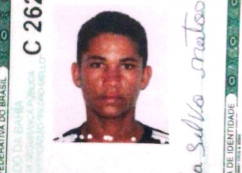 Suspeito de roubar moto morre após perseguição policial