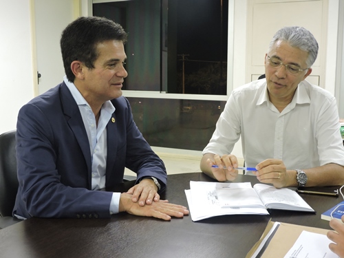 Projeto que permite a alunos experiência de uma semana como deputado tem inscrições abertas até 7 de outubro